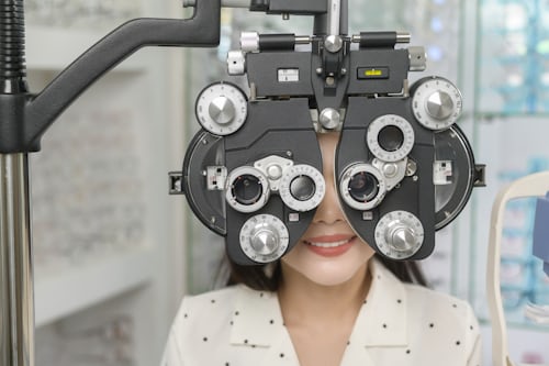 PUMCH's 2-Minute Eye Surgery Technique Replaces Complex Vitrectomy Revisions